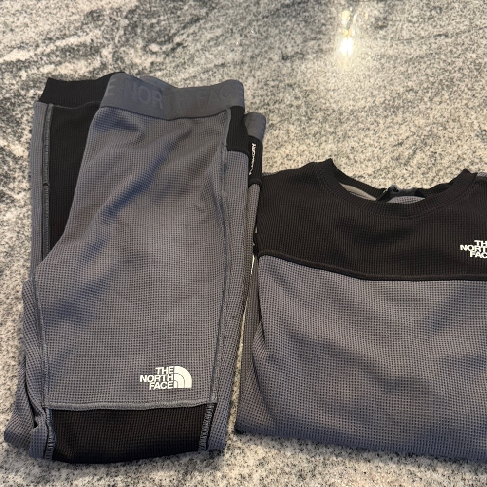 The North Face Black and Gray Performance Outfit thermal layers